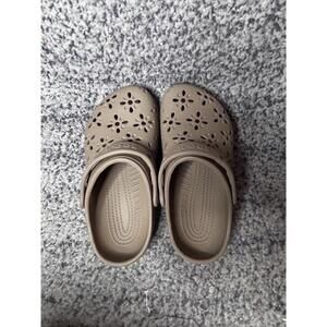 Crocs Classic Floral  Cutout Clogs Tan Beige Brown US Women's Sz 5/Men's Sz 3